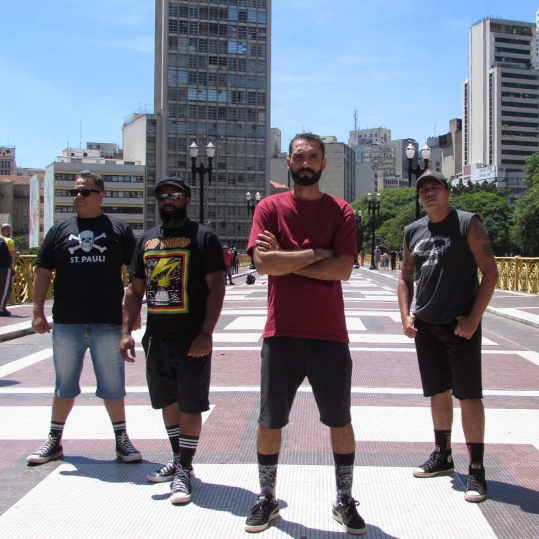 BOM COMBATE PUNK ROCK